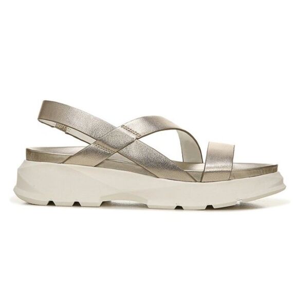 Naturalize Warm Silver Jubalee Sandal - Picture 9 of 9